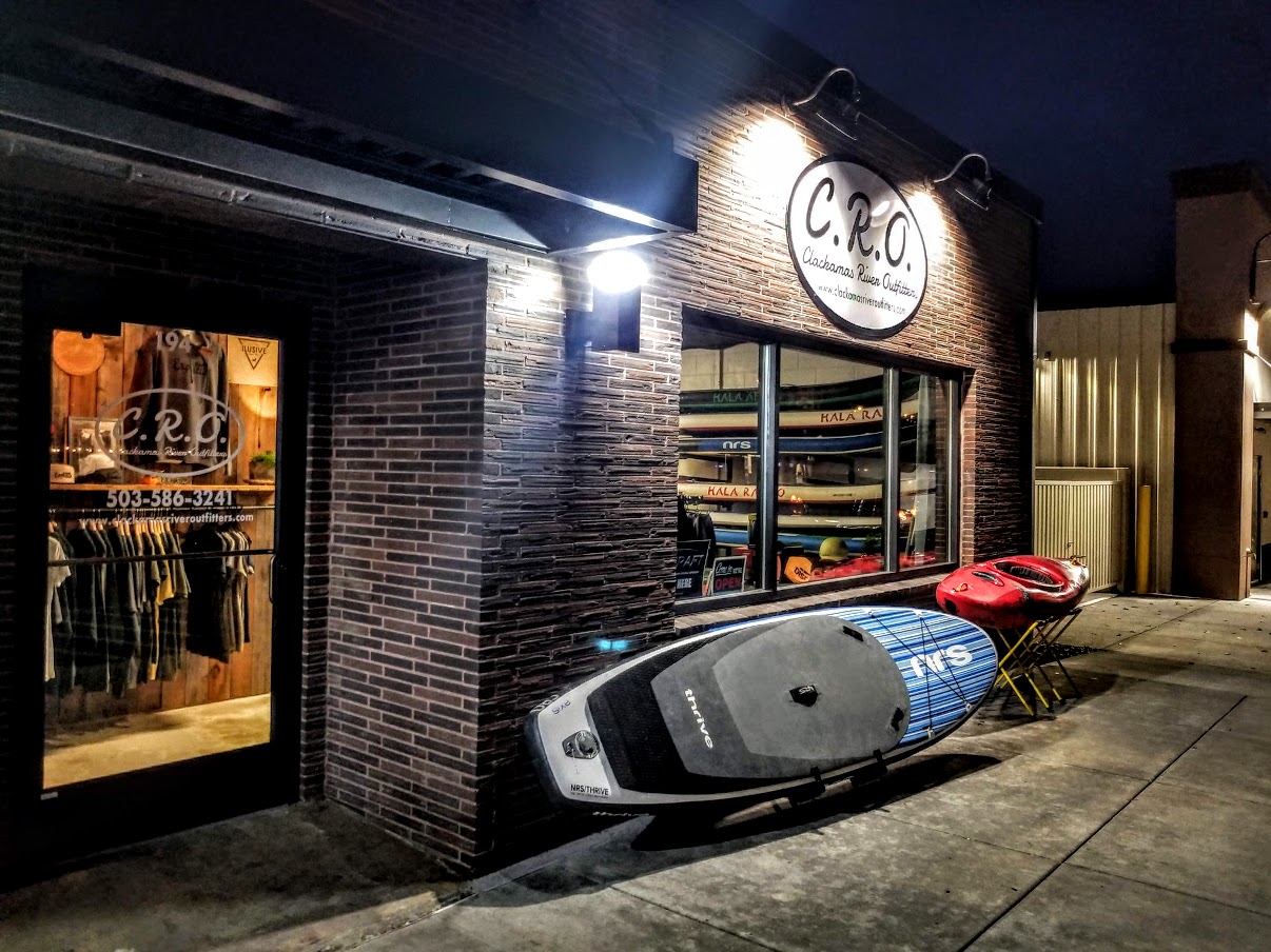 store_nightscape_angled